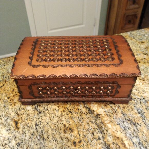 Vintage Kufer Embossed Wooden Swirl Hand Curved Rectangle Trinket Jewelry Box - Picture 2 of 10